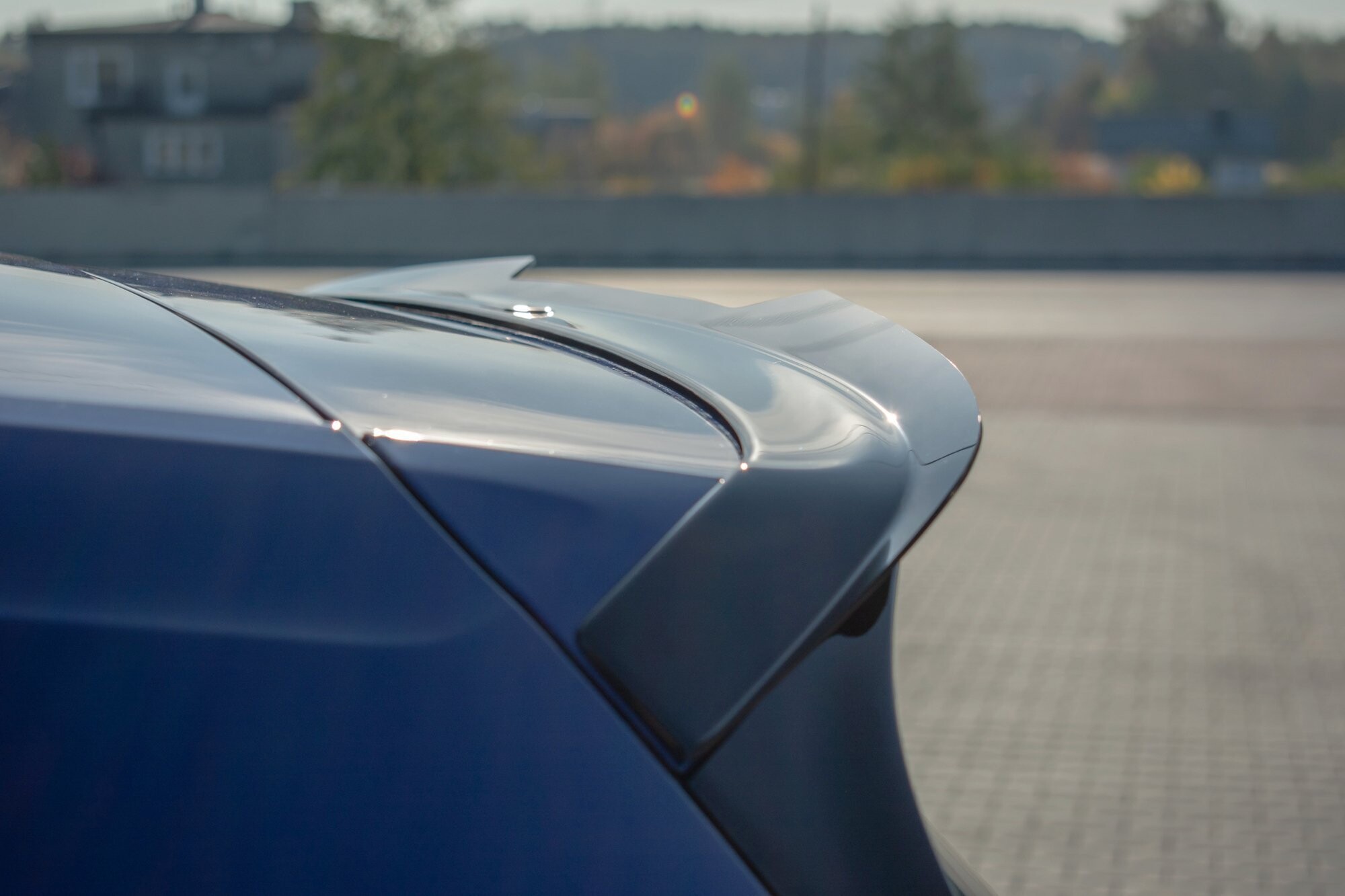 Maxton Design Spoiler CAP V.2 für Volkswagen Golf 7 / 7 Facelift R / R-Line / GTI  schwarz Hochglanz