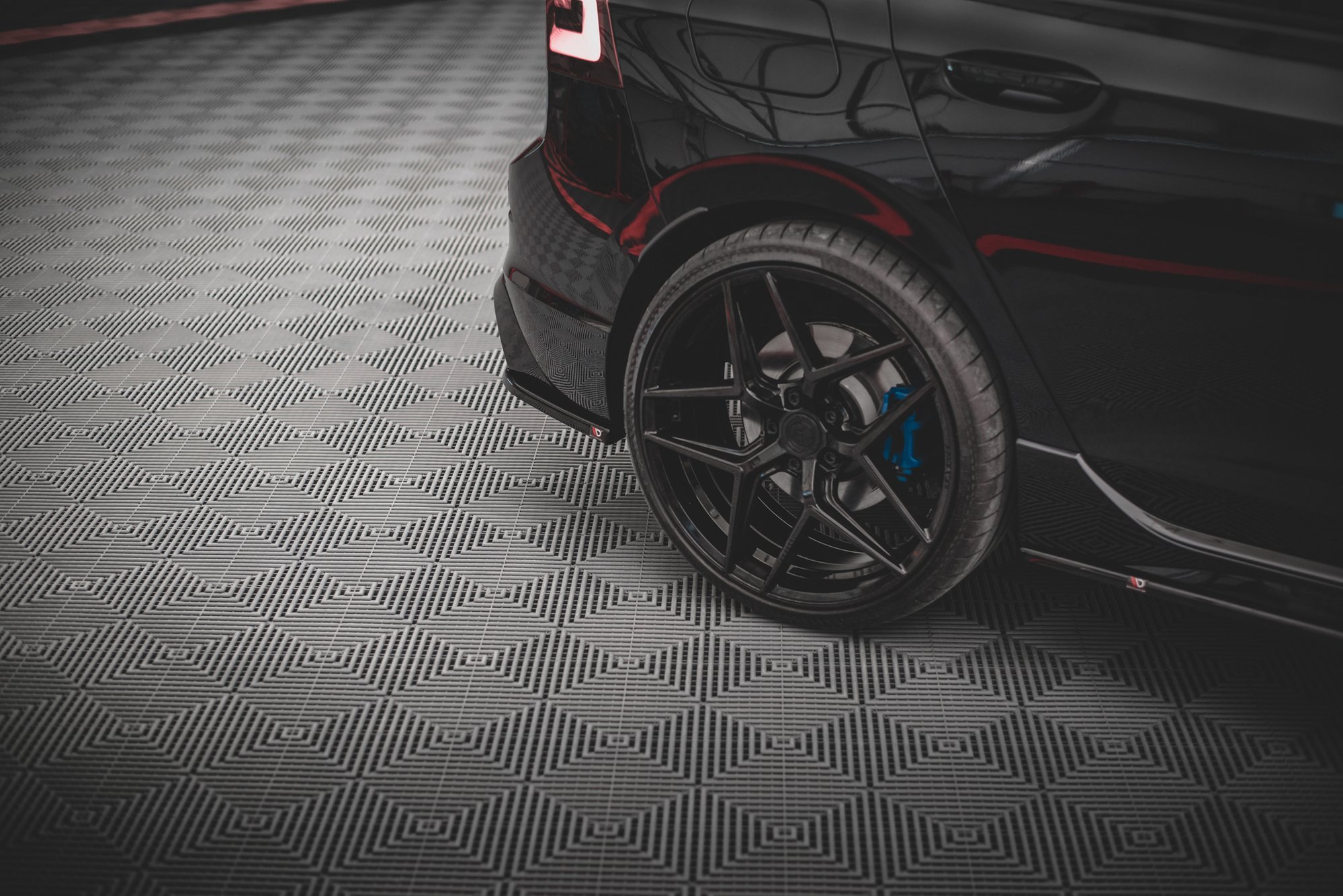 Maxton Design Heck Ansatz Flaps Diffusor V.3 für Volkswagen Golf R Mk8 schwarz Hochglanz Maxton Design Heck Ansatz Flaps Diffusor V.3 für Volkswagen Golf R Mk8 schwarz Hochglanz