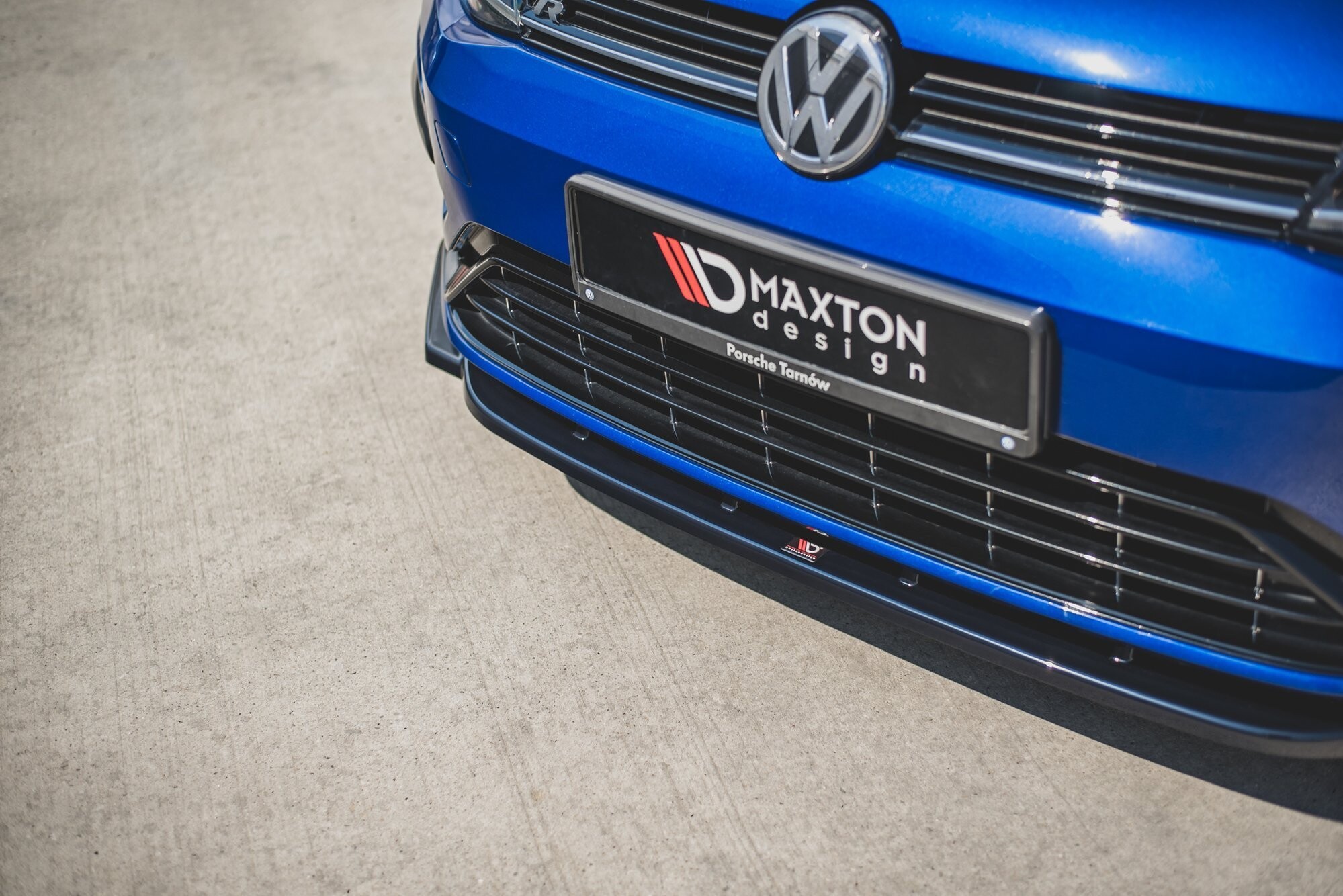 Maxton Design Front Ansatz für V.9 VW Golf 7 R / R-Line Facelift schwarz Hochglanz Maxton Design Front Ansatz für V.9 VW Golf 7 R / R-Line Facelift schwarz Hochglanz
